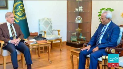 Meeting Between Prime Minister and Governor Sindh, Appreciation for Peace Efforts
